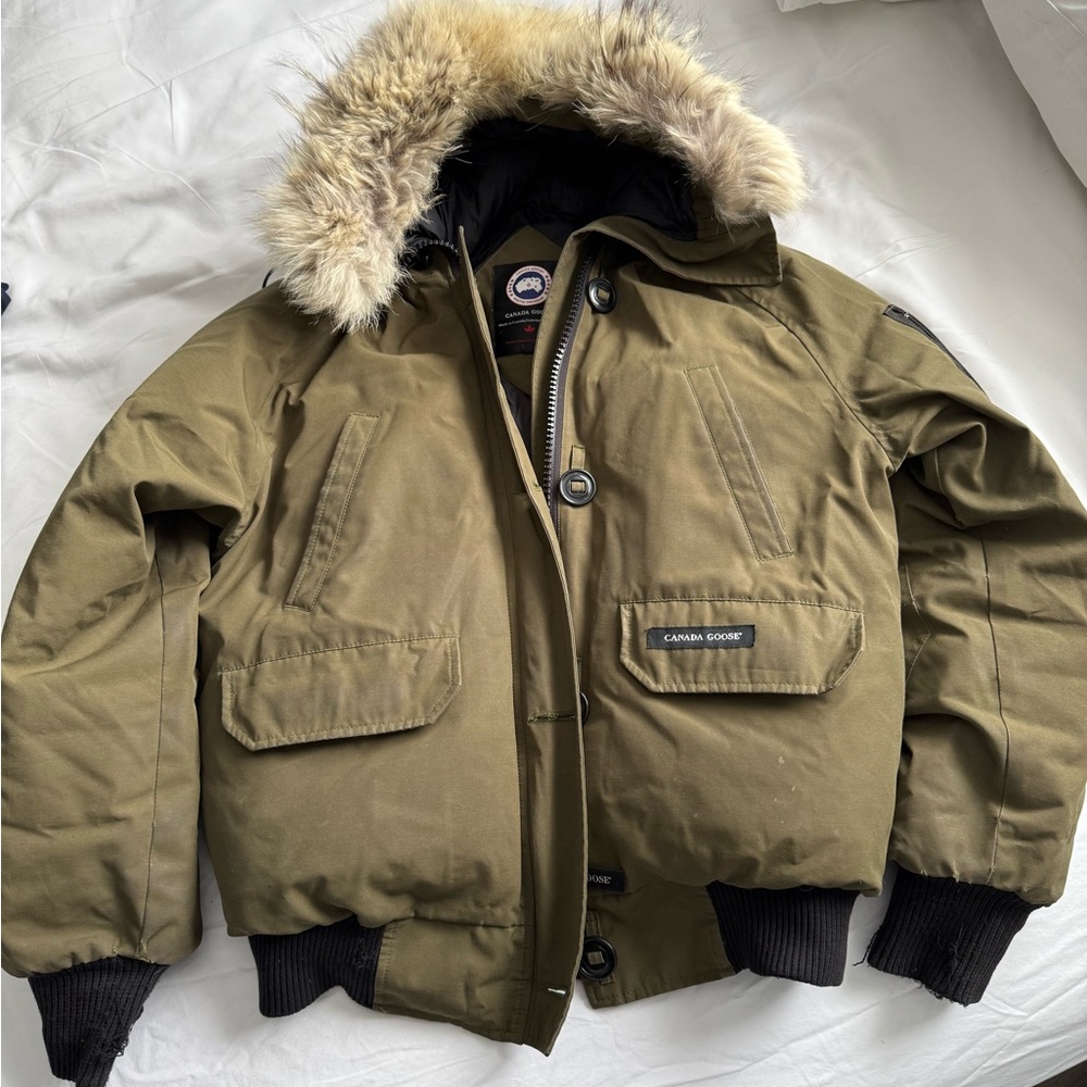 Canada Goose Men's Khaki Puffer Jacket with Fur Trim
